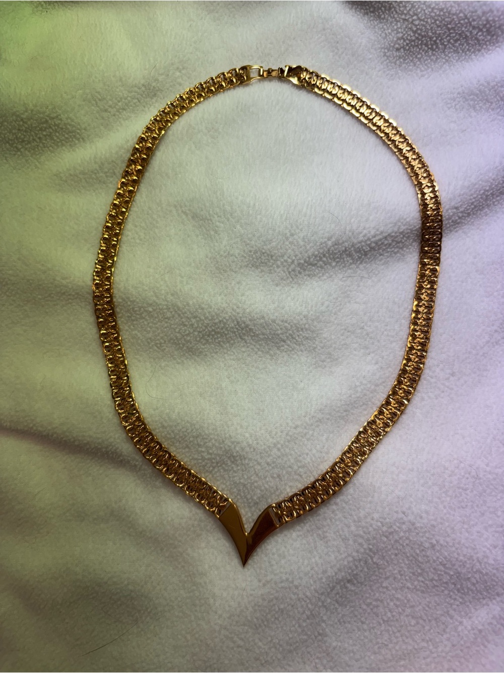 Vintage ‘80s Napier gold tone X link chevron V- collar necklace - 18”